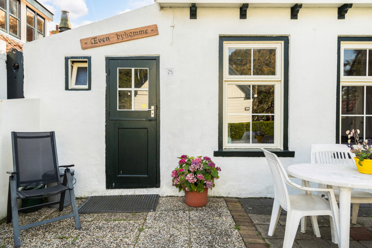 Vakantiehuisje Even Bykomme voordeur