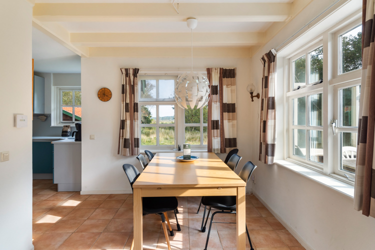 Vakantiehuis Holidays eettafel 