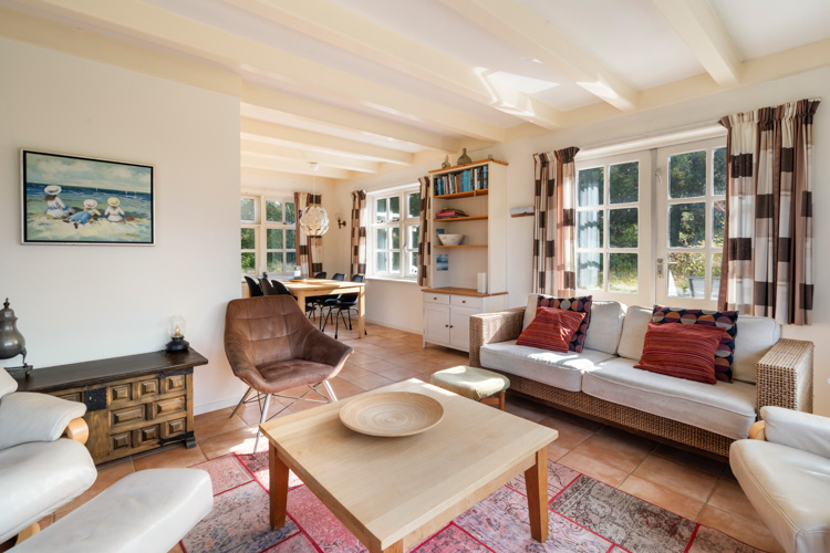 Vakantiehuis Holidays zithoek woonkamer