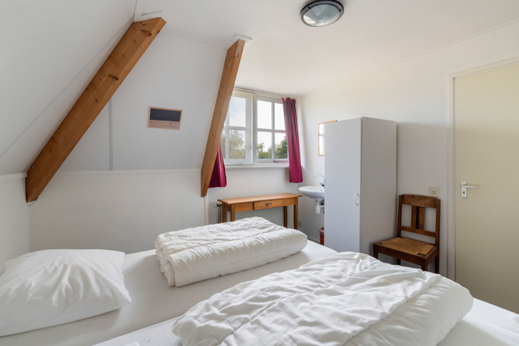 Vakantiehuis Holidays Slaapkmer met Wastafel