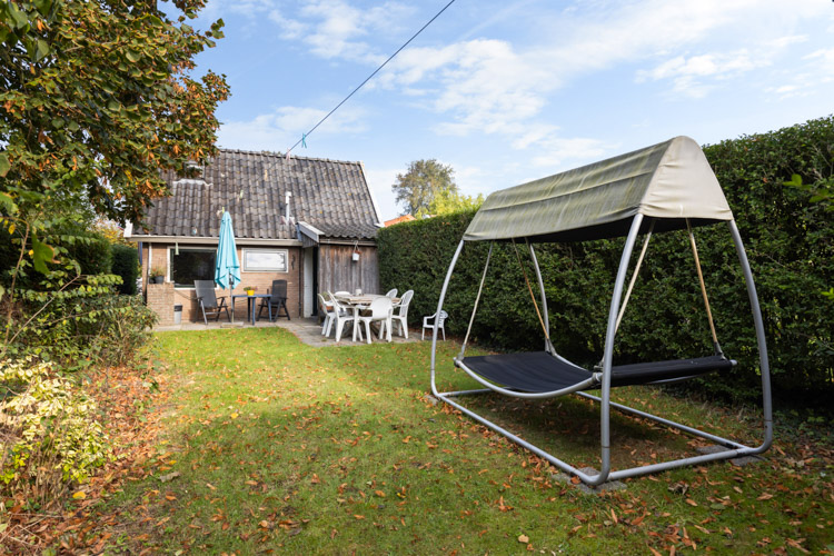 Vakantiehuis Yn de Hamaye Schiermonnikoog buiten tuin