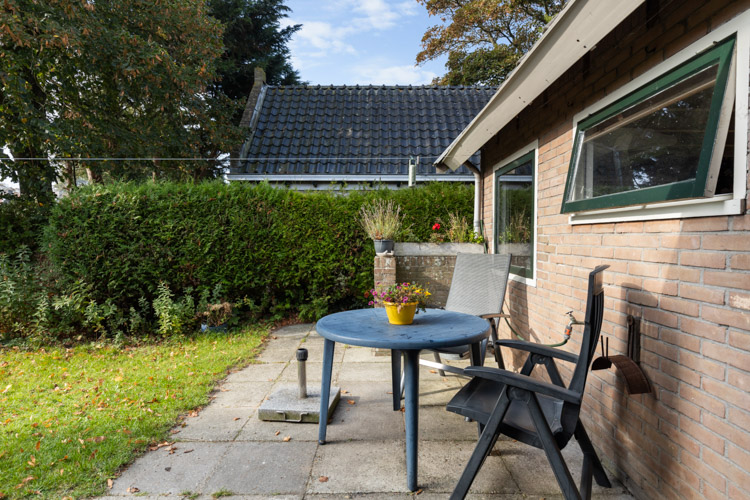 Vakantiehuis Yn de Hamaye Schiermonnikoog buiten terras
