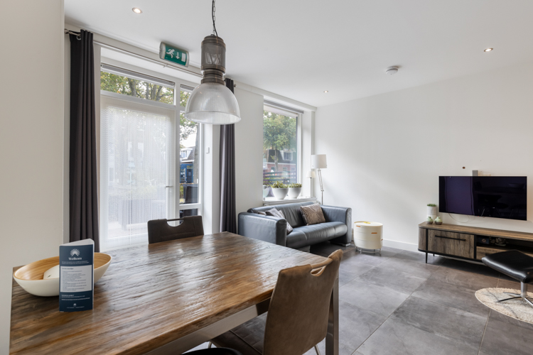 Studio Lytje Casa Bonita Schiermonnikoog woonkamer eettafel