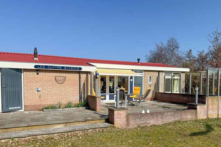 vakantiehuis bungalow Schiermonnikoog Les Quatre Saisons buiten