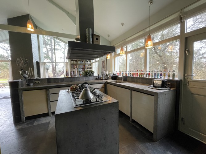 tSeepaerd open keuken