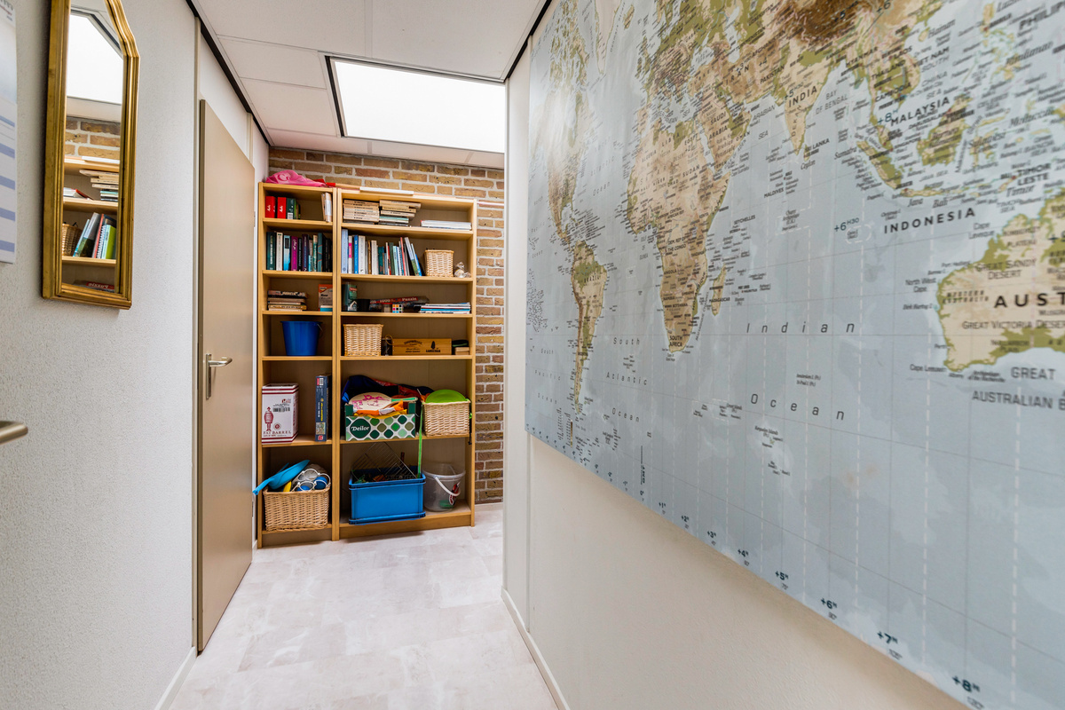 Boekenkast interieur op schiermonnikoog