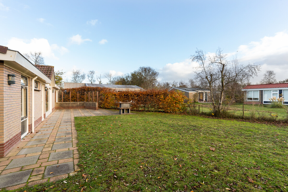 buiten tuin oase bungalow schiermonnikoog