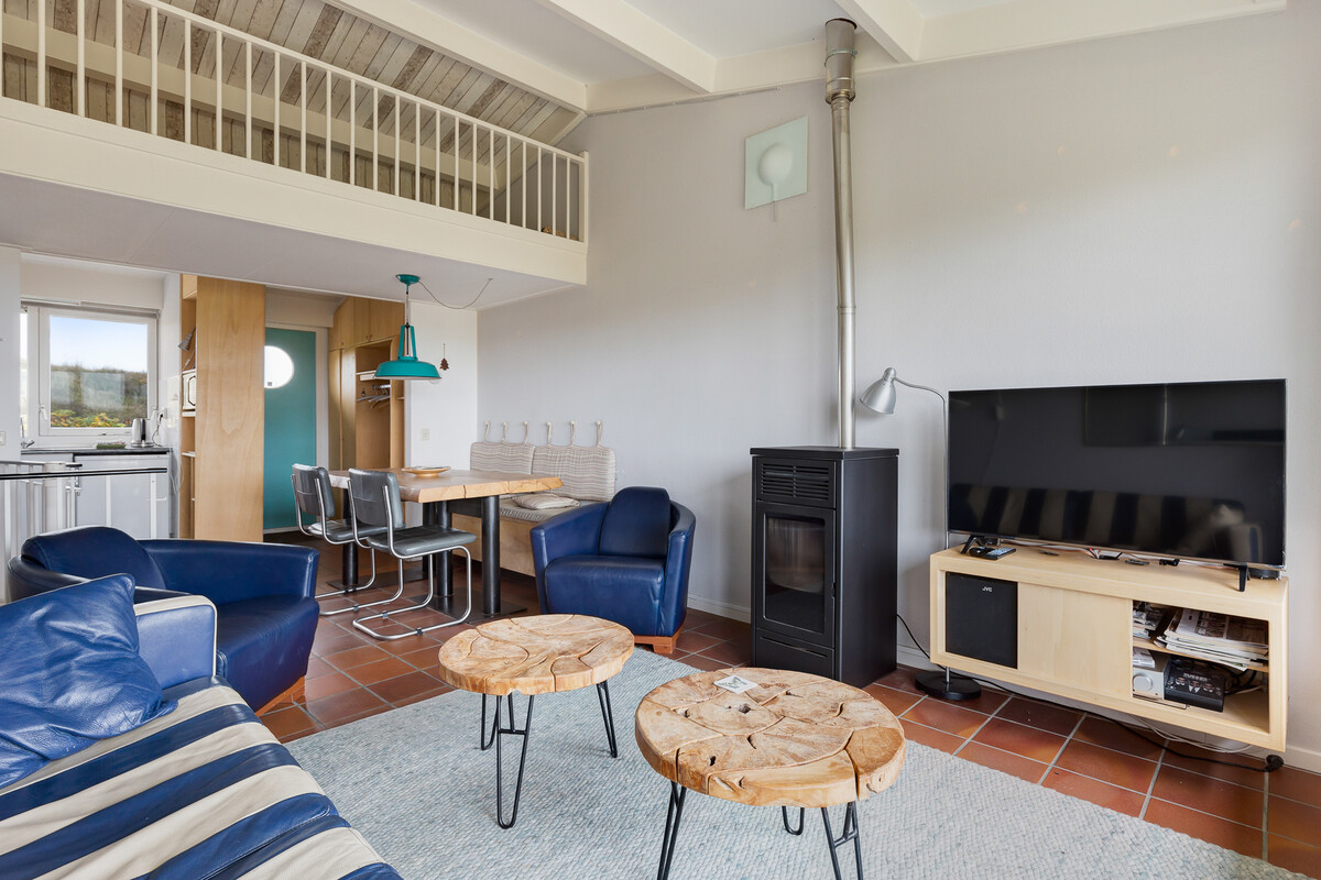 woonkamer vakantiehuis Schiermonnikoog cardium haard 