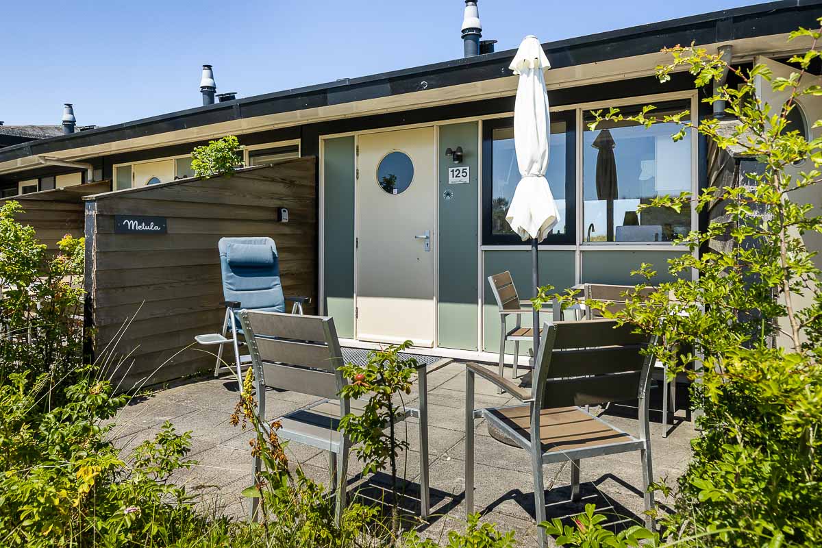 terras vakantiehuis schiermonnikoog metula