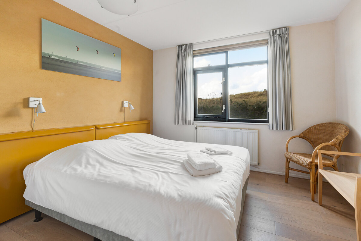 slaapkamer 2 persoons duinen vakantiehuis schiermonnikoog metula