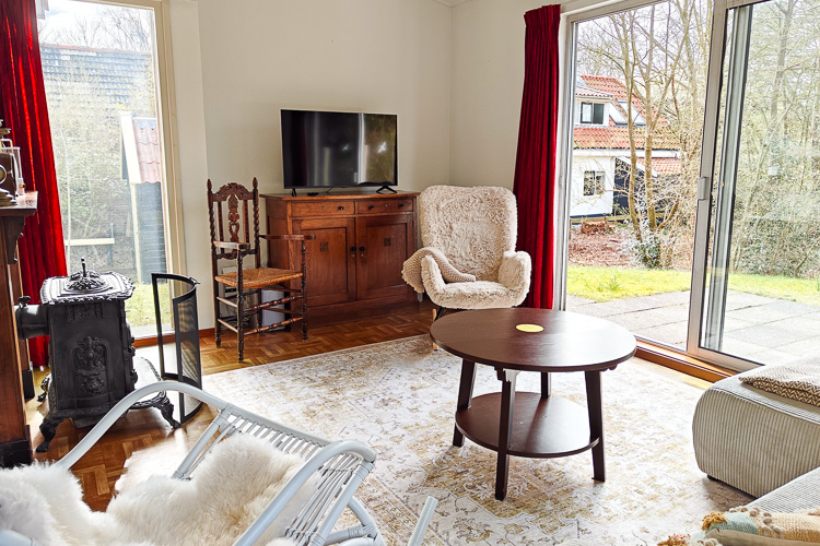 Idica vakantiehuis Schiermonnikoog woonkamer tv hoek