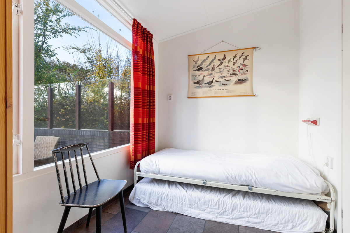 1 persoonskamer extra bed van vakantiehuisje schiermonnikoog zuiderburen