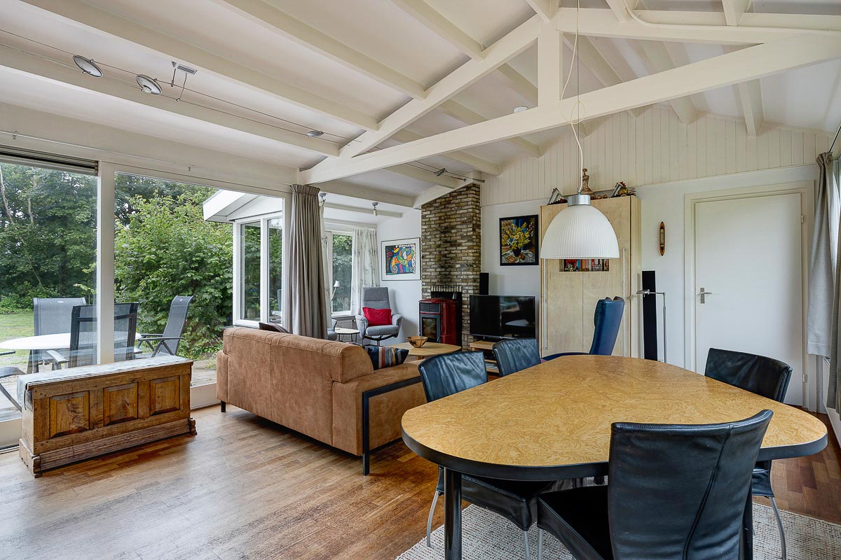 Woonkamer Sukerjantjen vakantiehuis schiermonnikoog