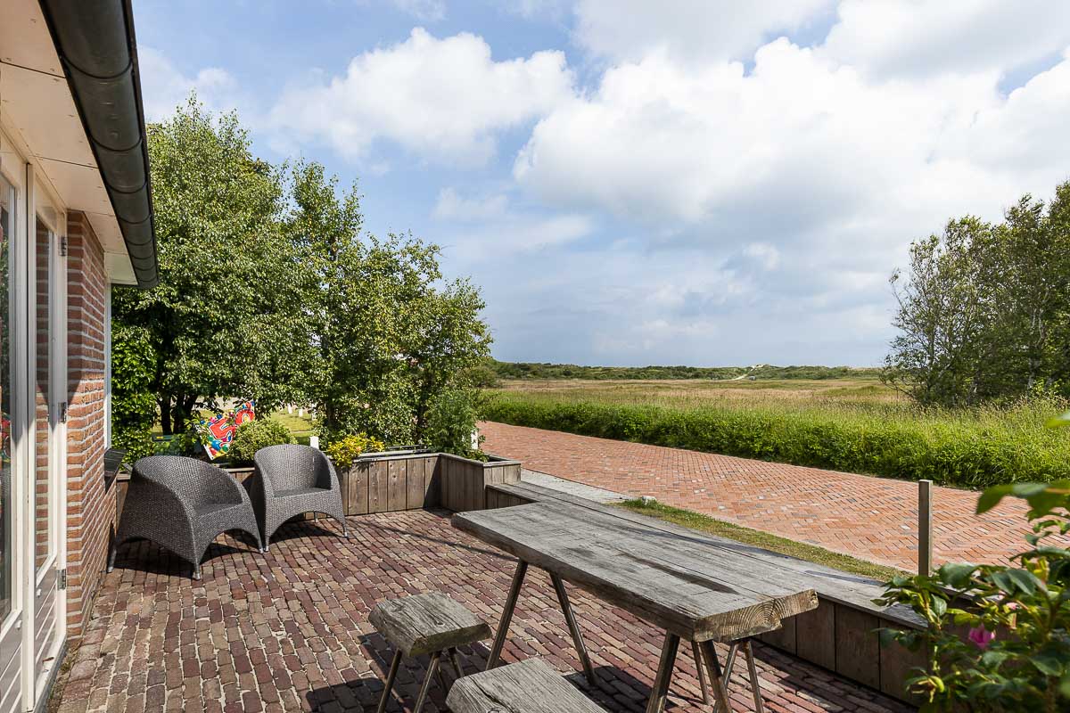 terras uitzicht vakantiehuisje boszicht 16a schiermonnikoog